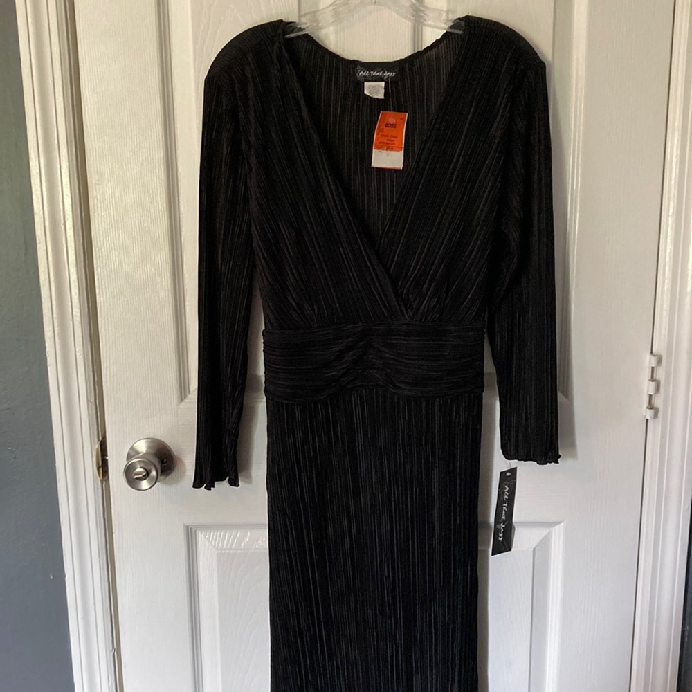 NWT All That Jazz Black Ribbed MIDI Dress